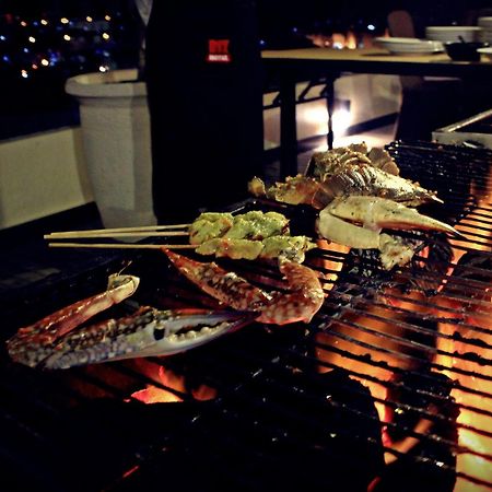 Biz Hotel Batam Nagoya Kültér fotó