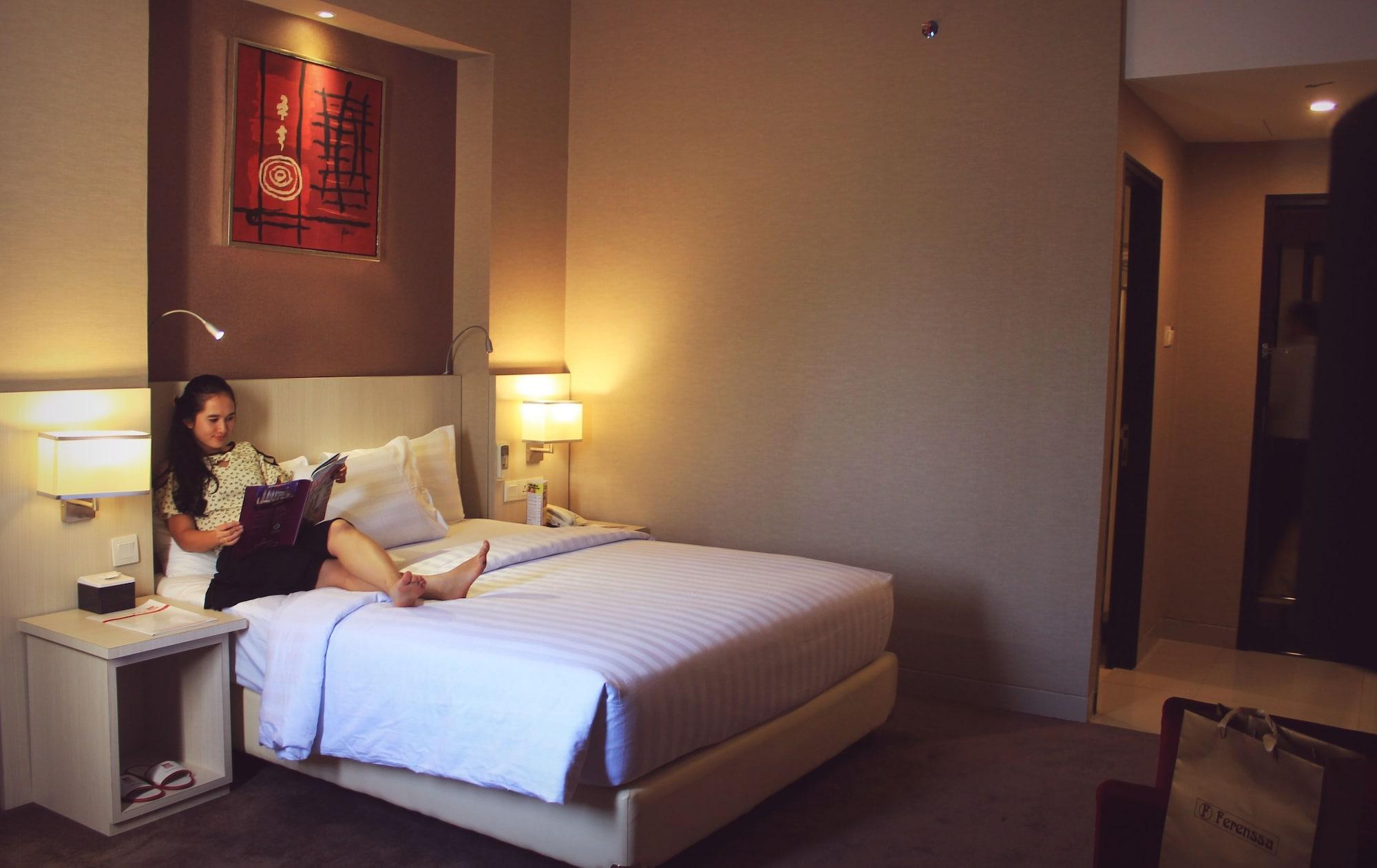 Biz Hotel Batam Nagoya Kültér fotó