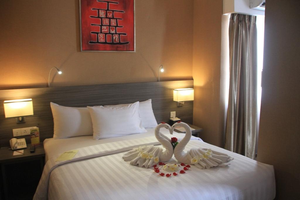 Biz Hotel Batam Nagoya Kültér fotó